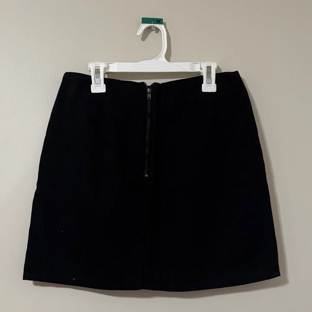 Black Mini Skirt with Floral Embroidery - Picture 3 of 3